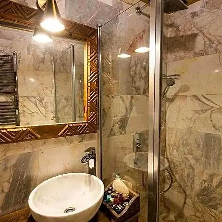 Foremanson Cave Otel 3*